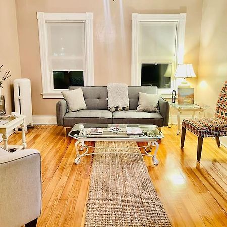 Delightful 2Br Apartment With Balcony - 15 Min From Mohegan Sun- Foxwoods Casinos & Mystic New London Buitenkant foto