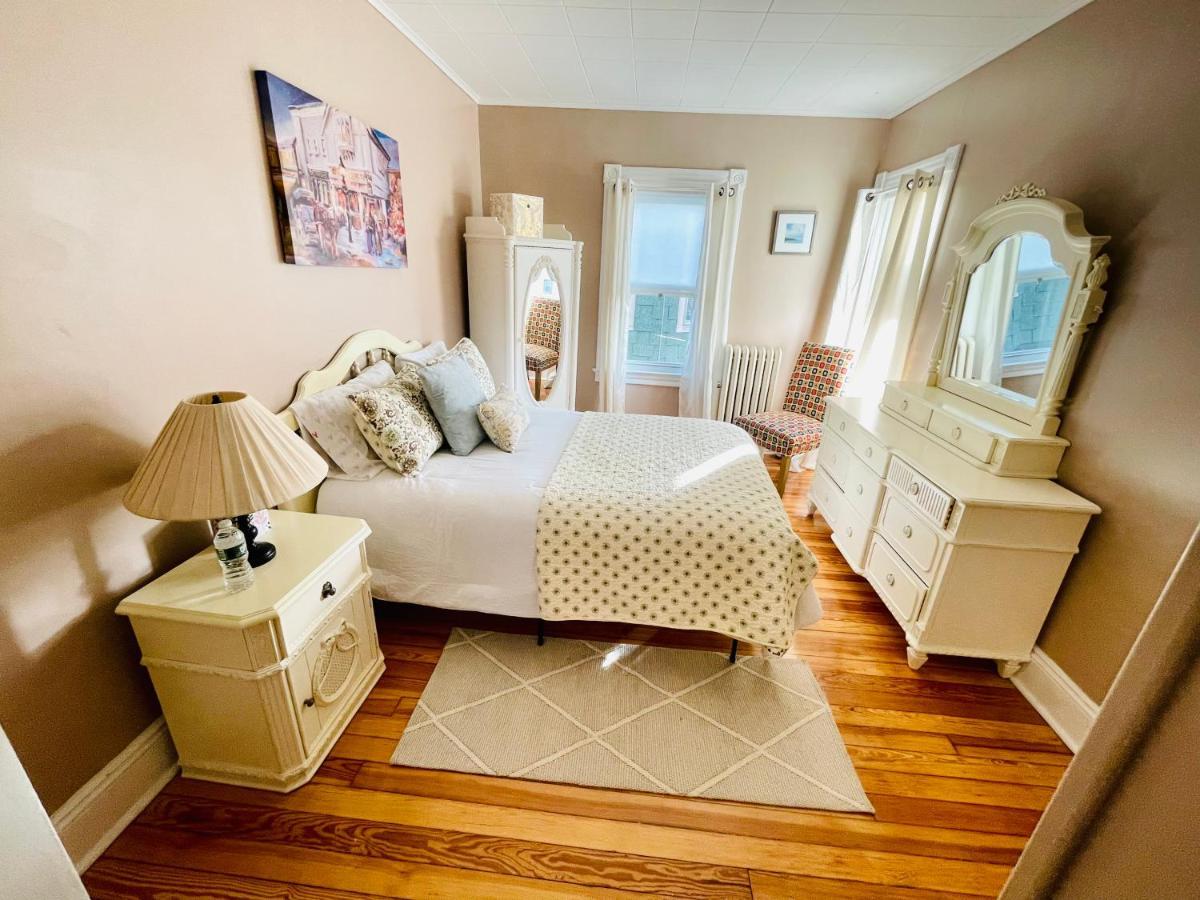 Delightful 2Br Apartment With Balcony - 15 Min From Mohegan Sun- Foxwoods Casinos & Mystic New London Buitenkant foto