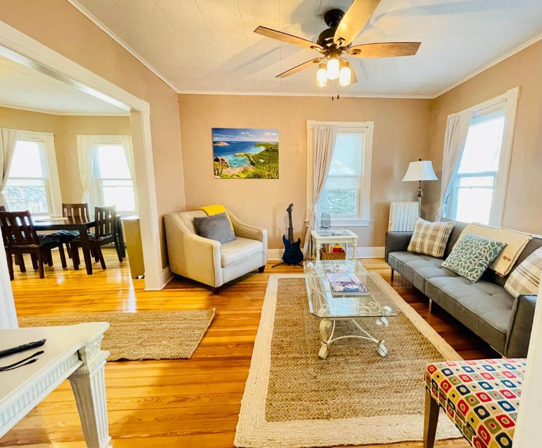 Delightful 2Br Apartment With Balcony - 15 Min From Mohegan Sun- Foxwoods Casinos & Mystic New London Buitenkant foto