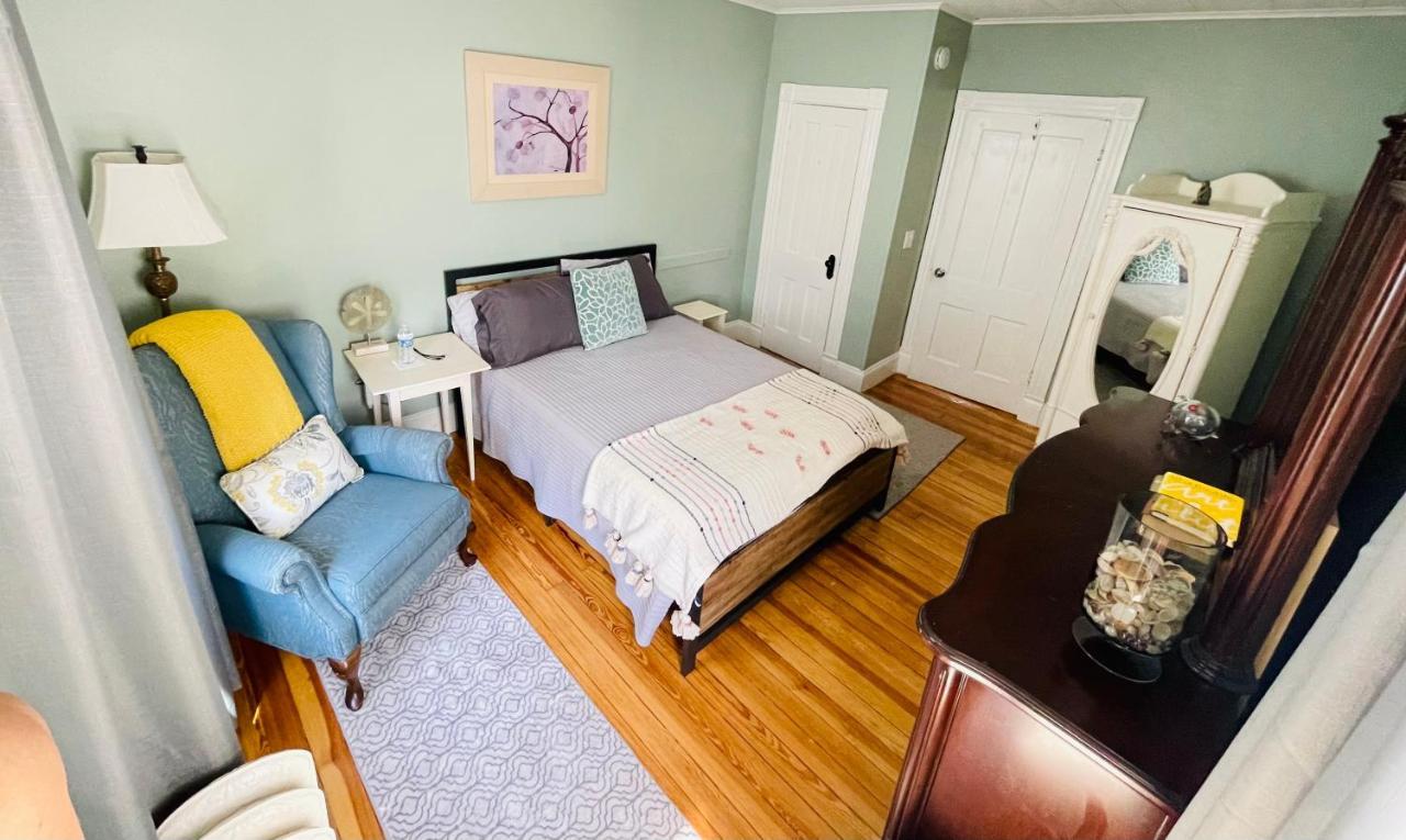 Delightful 2Br Apartment With Balcony - 15 Min From Mohegan Sun- Foxwoods Casinos & Mystic New London Buitenkant foto