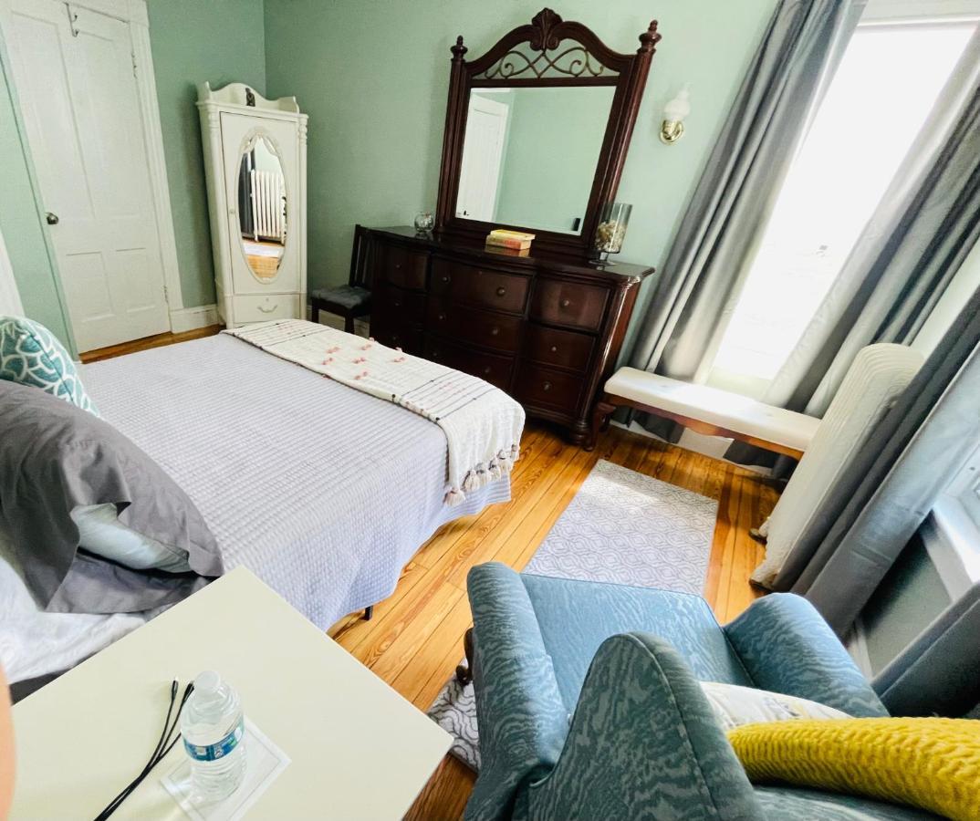 Delightful 2Br Apartment With Balcony - 15 Min From Mohegan Sun- Foxwoods Casinos & Mystic New London Buitenkant foto