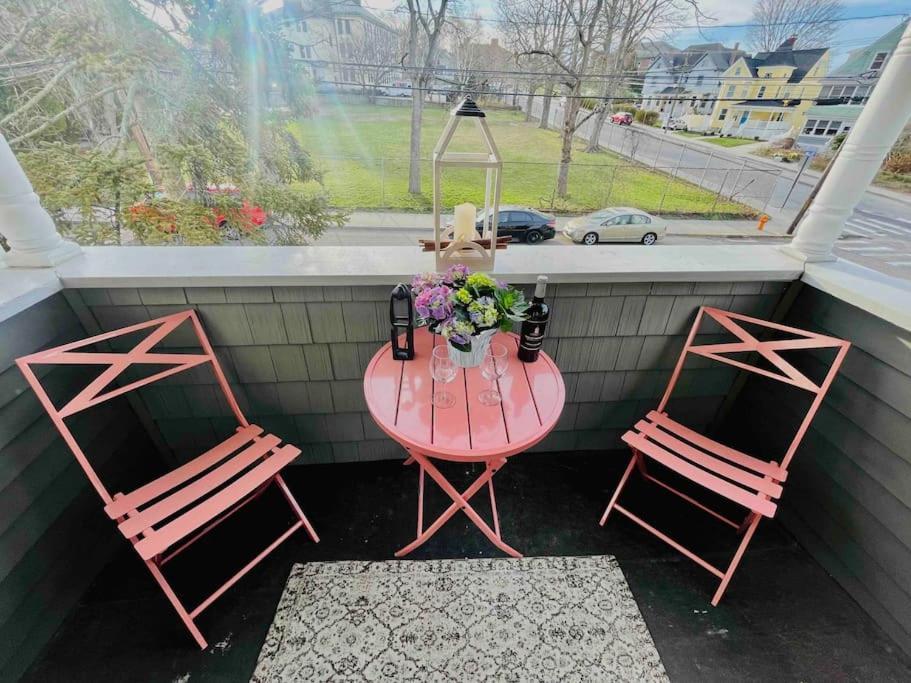 Delightful 2Br Apartment With Balcony - 15 Min From Mohegan Sun- Foxwoods Casinos & Mystic New London Buitenkant foto